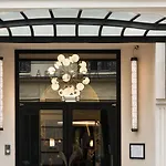 Hotel Artemisia Montmartre 4*