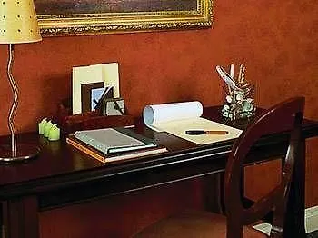 Artemisia Montmartre ホテル 4*