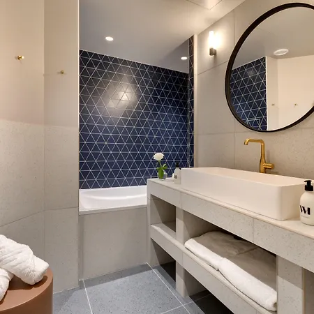 Artemisia Montmartre ホテル パリ