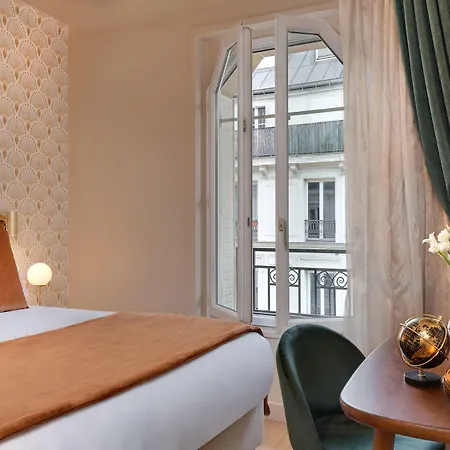 ホテル Artemisia Montmartre パリ