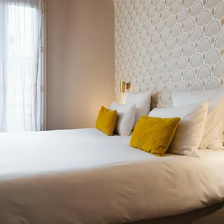 Artemisia Montmartre