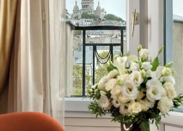 Hotel Artemisia Montmartre 4*