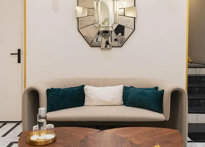 Artemisia Montmartre 4*