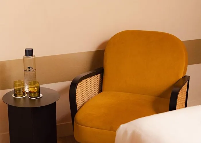 Artemisia Montmartre 4*