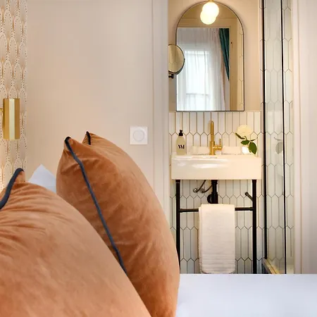Artemisia Montmartre Hotel 4*