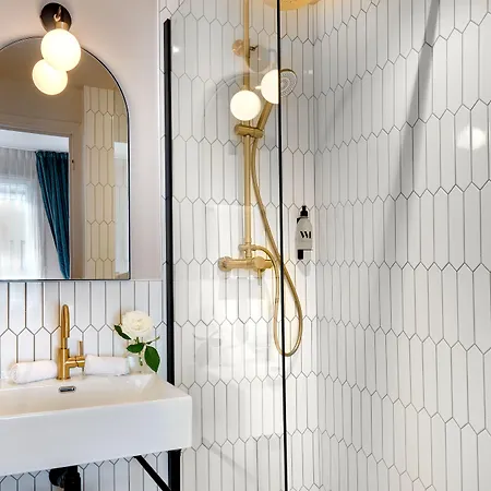 Artemisia Montmartre 4*