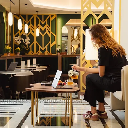 Artemisia Montmartre Hotel Paris